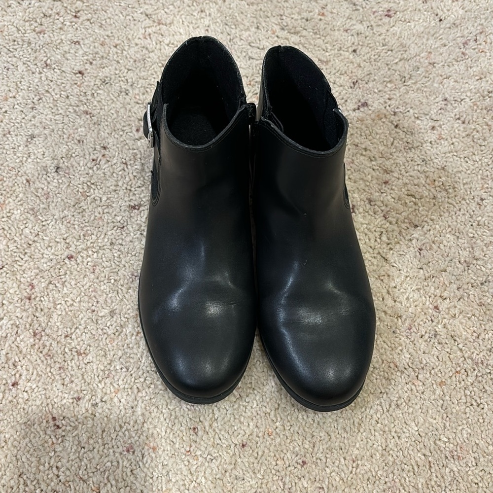 Cat and jack boots
